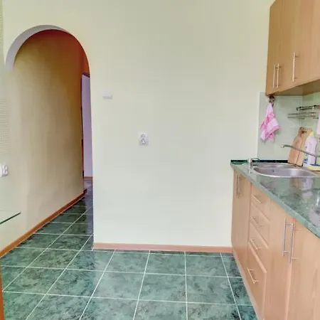 Apartment Deribasovskaya Апартаменти *